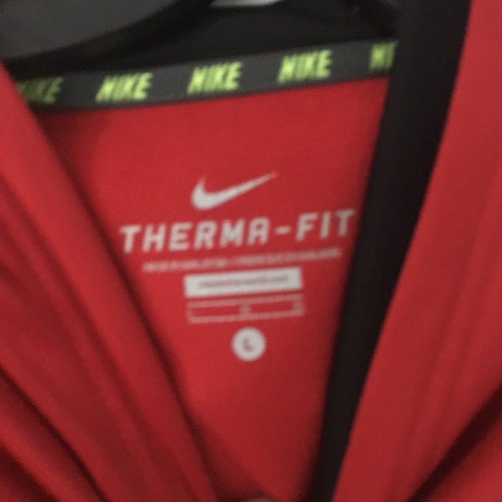 Nike pull over